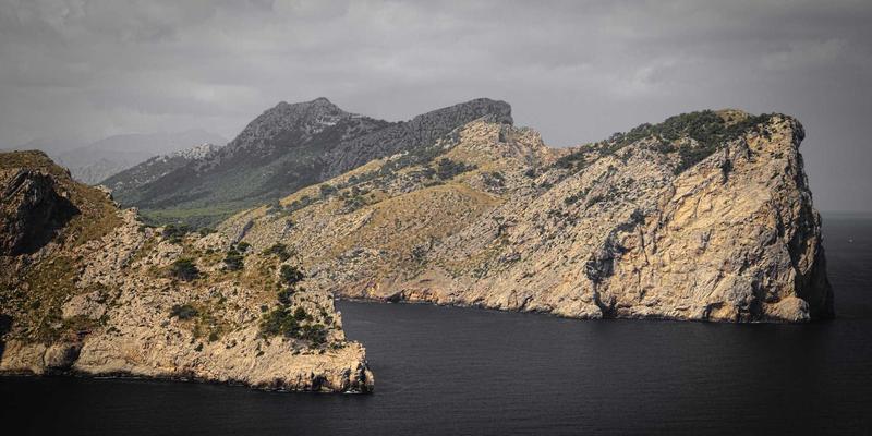 洛阳骨科与运动医学新篇章：关节镜微创技术精准修复运动损伤与科学康复训练指南